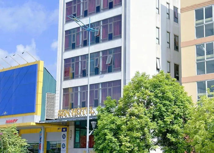 Sen Khách sạn 3*